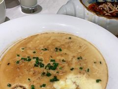招牌酸汤肥牛-沪华海鲜大酒楼(南汇店)