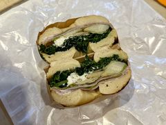 -Catch Bagel(芳草地店)