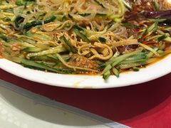 -吴记酱骨炖菜馆(西大直街店)