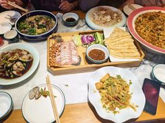 -大胡同天津菜·海肠捞饭·津门皮皮虾锅贴一绝(西姜井店)