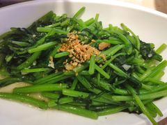 蒜蓉炒茼蒿-羊之道草原味道清真餐厅(番禺店)