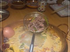 -洱火云南酸菜牛肉火锅(石景山当代商城店)