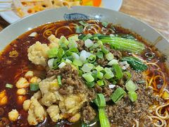 -丁丁猫重庆小面(徐州路店)