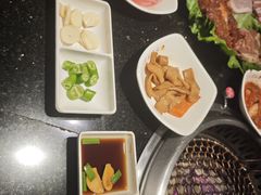 -木槿花韩式炭烤·熟成肉工坊(孙文东路店)