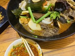 -万记麻辣烫国展总店