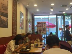 大堂-食其家·牛丼咖喱(金桥国际店)