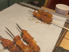 -街角等你.大连海鲜烧烤.经典铁板海鲜串(西安路店)