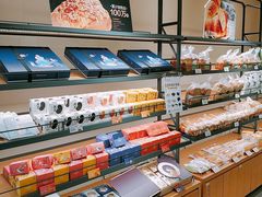 面包甜点陈列柜-仟吉KenGee(汪家墩店)