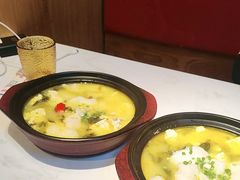-渝是乎川渝小炒(新世界百货望京店)