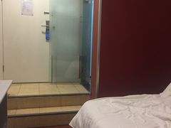 -艾豪森酒店(西安北大街地铁站店)