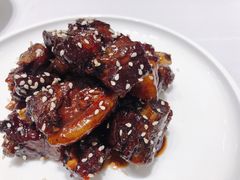 糖醋芝麻小排-新吉士·上海菜(浦东LCM置汇旭辉店)