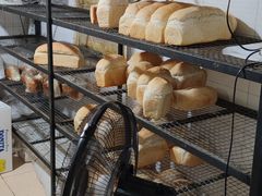 -秀云俄罗斯列巴屋(军星小区店)