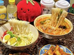 -粉八·云南米线·建水烧烤(常熟路店)