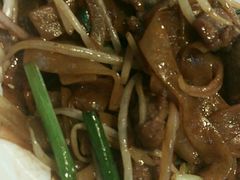 -新大咀港式茶餐厅(宝山万达店)
