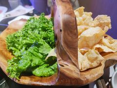 炸豆皮生菜-热火朝天鲜切牛肉火锅(南强街巷店)