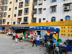 -霞海鸭仔饭店(海滨大道北店)