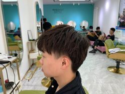 -沐染造型专业烫发染发
