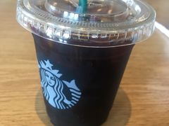 -星巴克臻选(莘庄仲盛店)