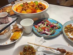 -清真·卡德尔大叔新疆主题餐厅(龙汇路店)