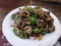 -萨宁音登锡伯风味餐厅(一楼店)