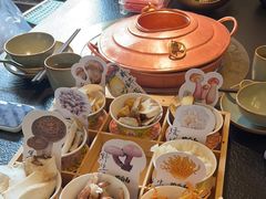 -菌自由丨野生菌火锅特色庭院餐厅(丽江古城店)