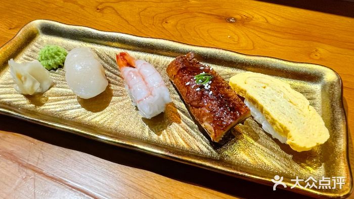 木鱼料理带子寿司图片