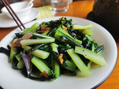 -莲餐厅·湖北菜·潜江小龙虾店(愚园路店)