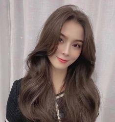 -诗悦发型SALON·圣罗兰店