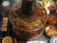 铜锅牛蛙-巴四老城区炭火蛙锅(张江店)