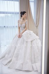 -童画全球婚纱艺术馆