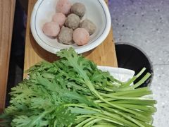 咸蛋黄丸子双拼-东镇老火锅(长春路首店)