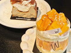 -W COLLECTIVE  DESSERT SHOP