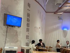 大堂-小满手工粉(上海月星环球港店)