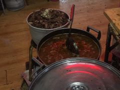煮肉大锅-老西关黄老太牛肉烧饼