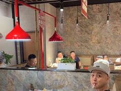 -叶派龙虾•招牌香辣蟹·海鲜(中海国际店)