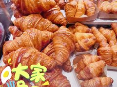 法式传统羊角-巴黎贝甜·生日蛋糕(环球中心店)