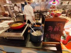 -圣丰索菲特·2 On 988 Café 自助餐厅