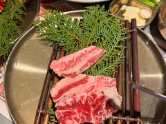 -草家酱蟹炭火烤肉店(珲春南路一店)