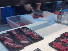 -牛里牛气· 榴莲海鲜鲜牛肉自助火锅·烤肉(横岗店)
