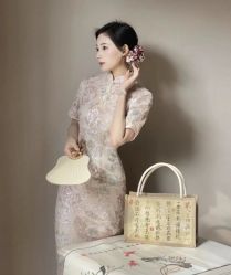 -租旗袍租礼服馆