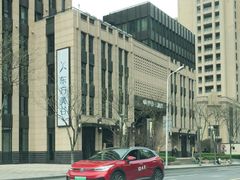 -龙美术馆西岸馆-停车场