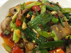 -乡土特色.冷锅鱼.牦牛肉汤锅