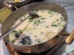 -松沪名灶·豆浆鱼头·新上海菜(飞航吾悦广场店)