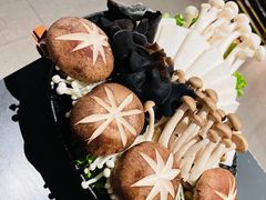 -湊湊火锅·茶憩(上海合生汇店)