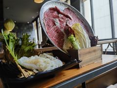 -湊湊火锅·茶憩(南京东路悦荟店)