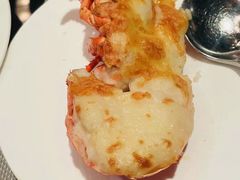 -宝利来国际大酒店-凤凰阁旋转餐厅