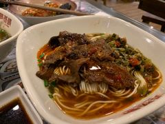 -双燕楼·手工馄饨·汤面小吃(世纪汇店)