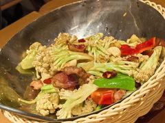 干锅腊肉花菜-避风塘·老港味餐厅(虹口龙之梦店)