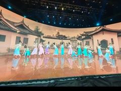 -西安小天鹅艺术团(曲江Alice店)