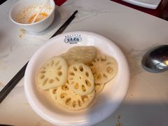藕片-爱你您·自家鱼塘·活水喷泉鱼火锅(八里店)
